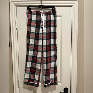 “VICTORIA SECRET” HOLIDAY RED-GREEN-BLACK-METALLIC PLAID PJ BOTTOMS – SMALL